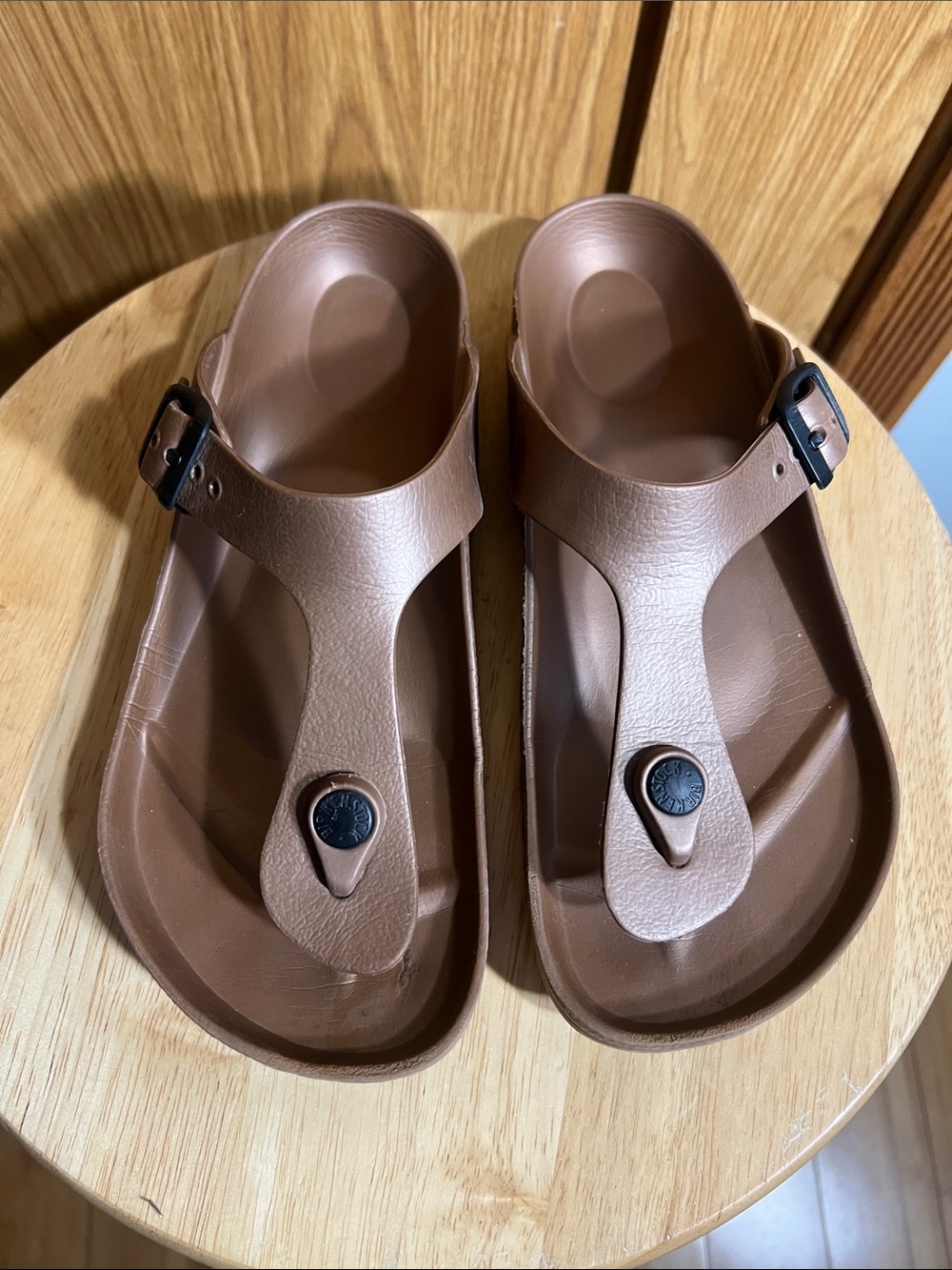 Birkenstock Tan T-strap Thong Sandals with Buckle